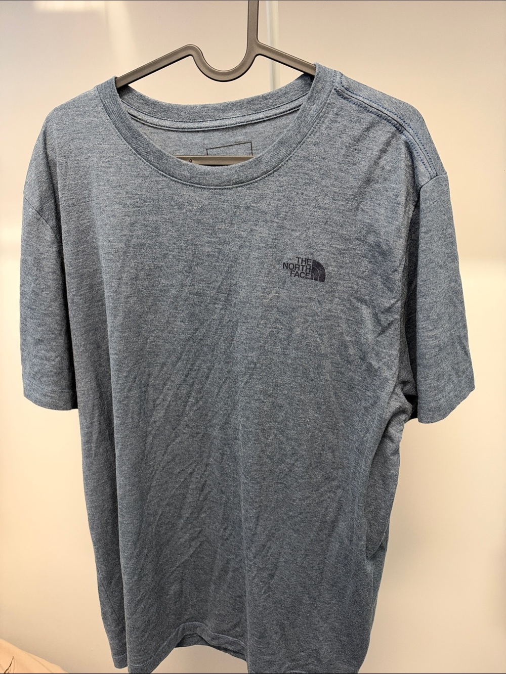 North Face Men’s Tri-Blend Short-Sleeve Tee in Slate Blue